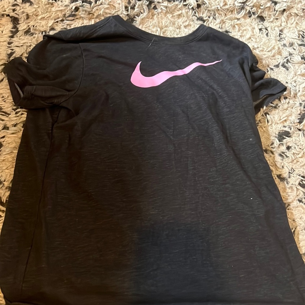 Dark Gray Nike t-shirt size M from Nike